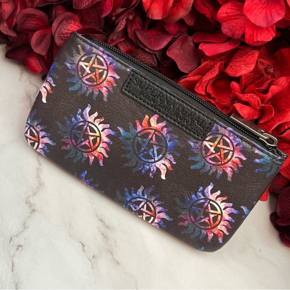 Supernatural Black and Purple Pentagram Clutch Wallet - Picture 14 of 15